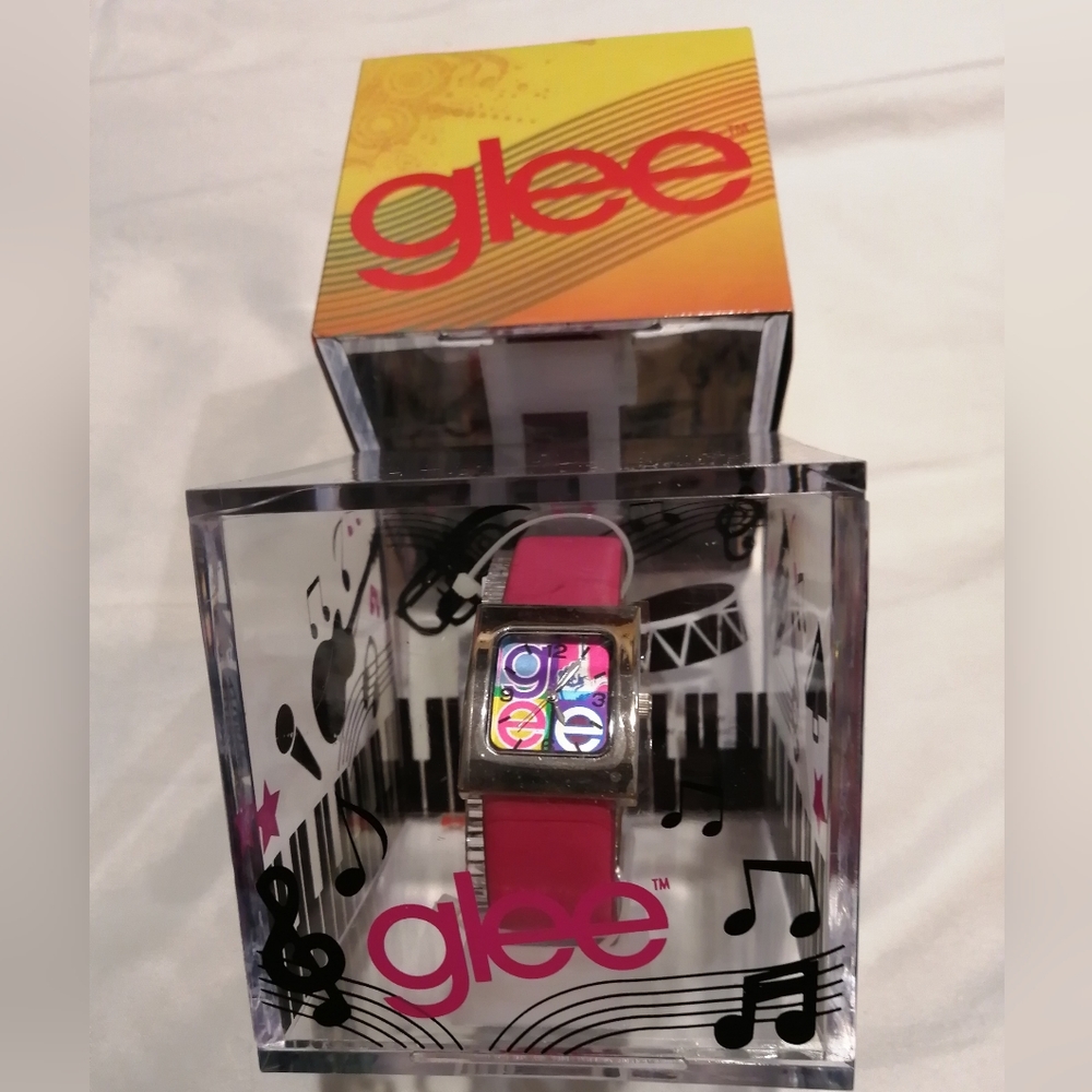Glee Twentieth Century Fox Inc. 2011 Watch NWT